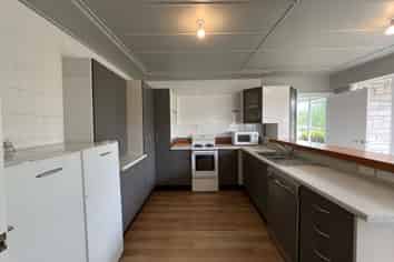 1 Coast Road, Wainuiomata