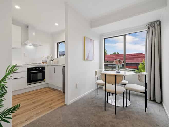 1/7 Tusac Place, Totara Vale