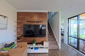 11 Pihoihoi Place, Hobsonville