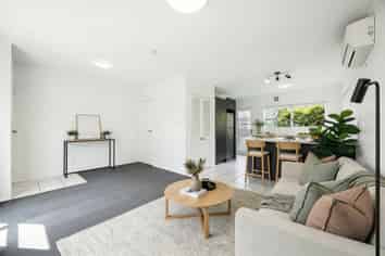 1/148 Glamorgan Drive, Torbay