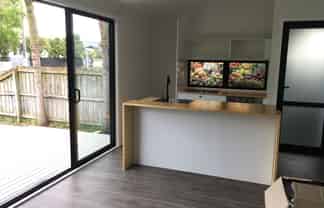 6/42 Riversdale Road, Avondale