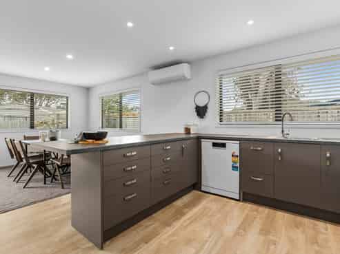 10A Cairnfield Road, Kensington