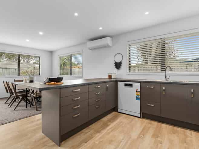 10A Cairnfield Road, Kensington