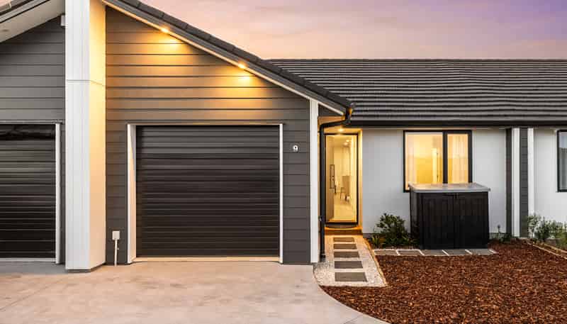 9 Metoriti Crescent, KARAKA