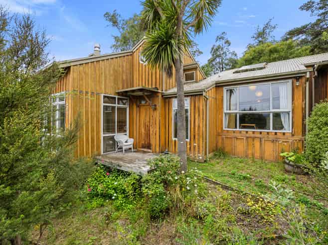 126 Doctors Point Road, Waitati