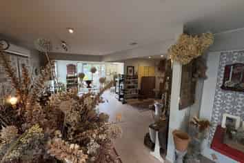 Retail for lease - 105m2 at 28 Havelock Road