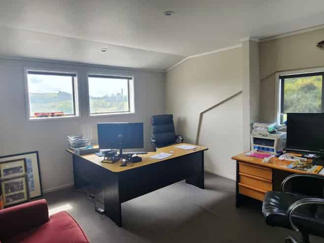 Practical Wellsford warehouse + yard