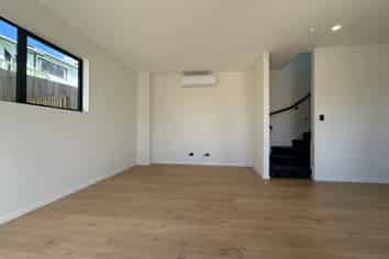 2A Dianthus Place, Browns Bay