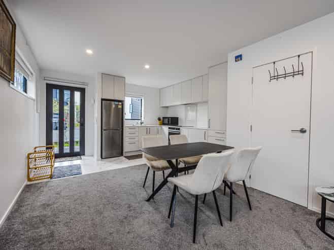 1/6 St Leonards Road, Kelston