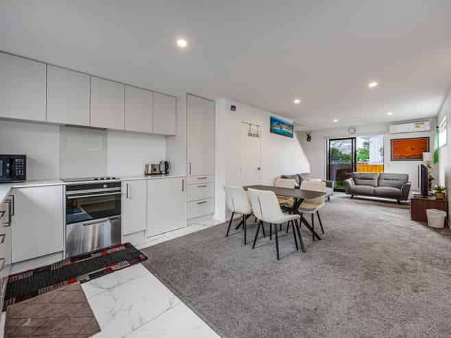 1/6 St Leonards Road, Kelston