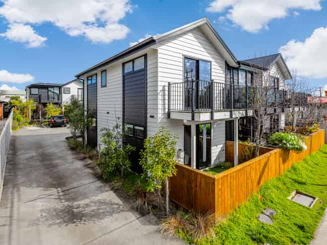 1/6 St Leonards Road, Kelston