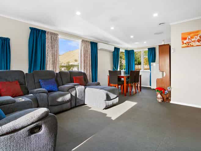 82 Bell Street, Tawa