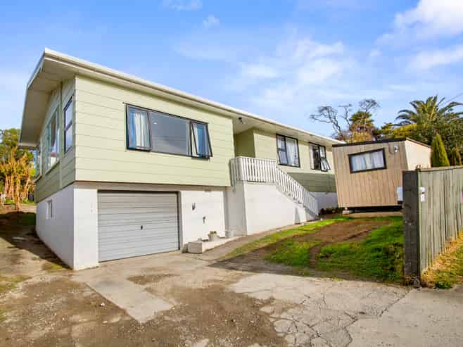 82 Bell Street, Tawa