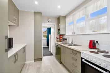 82 Bell Street, Tawa