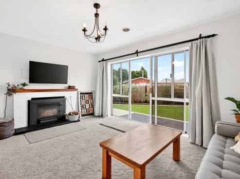 3 Feist Street, Carterton