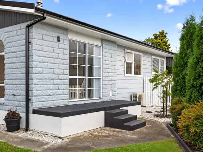 3 Feist Street, Carterton