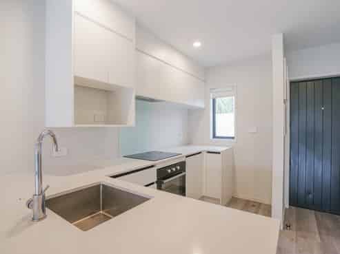 11/137 Hall Ave, Favona