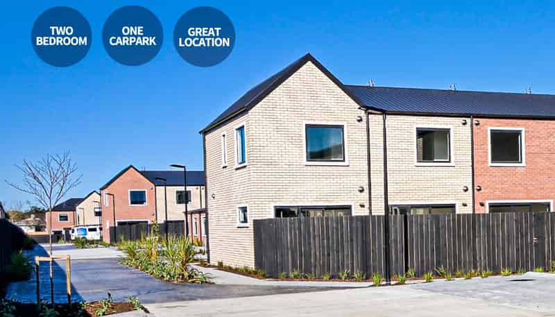 11/137 Hall Ave, Favona