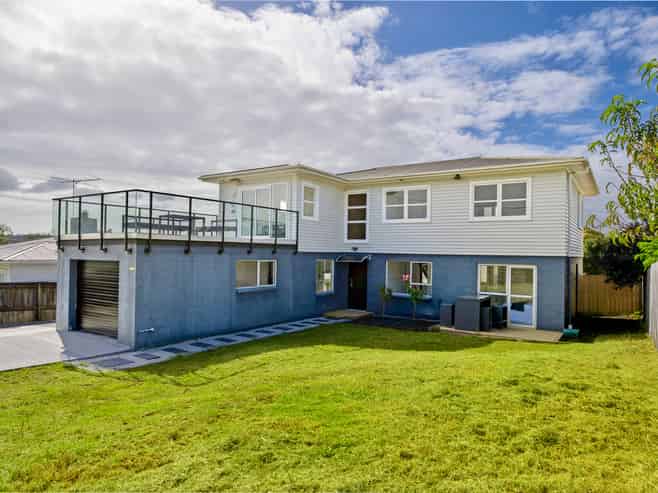 15 Lancaster Road, Beach Haven