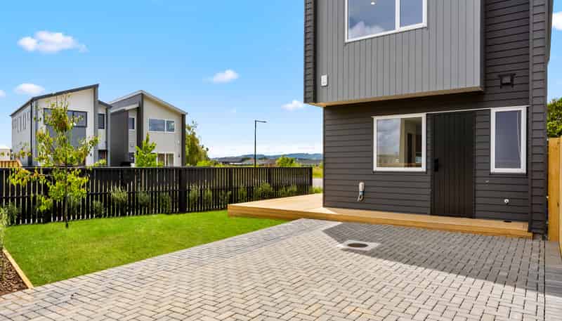 2 Taiheru Road, Karaka