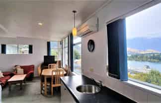 1/10 Glasgow Street, Queenstown