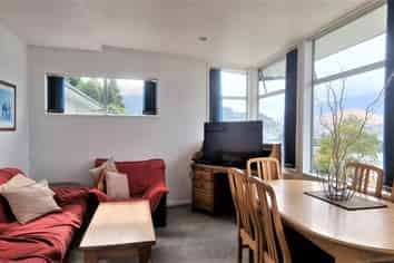1/10 Glasgow Street, Queenstown