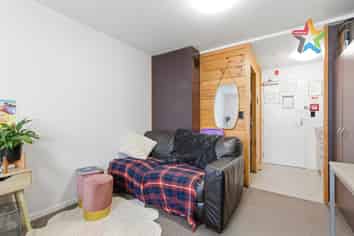 106/20 Martin Square, Te Aro