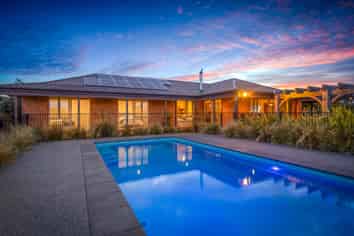 35 Browns Rock Road, Oxford