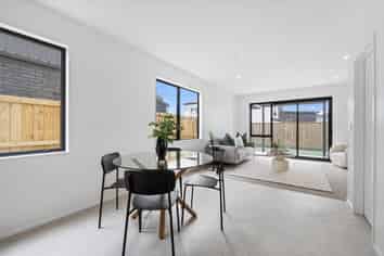 53 Nga Pona Toru Road, Flat Bush