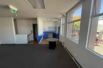 Office Space in Nelson's Prime Location!