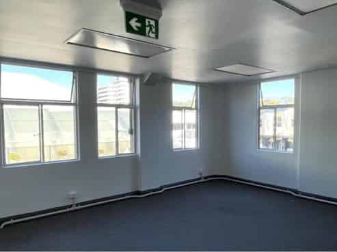 Office Space in Nelson's Prime Location!