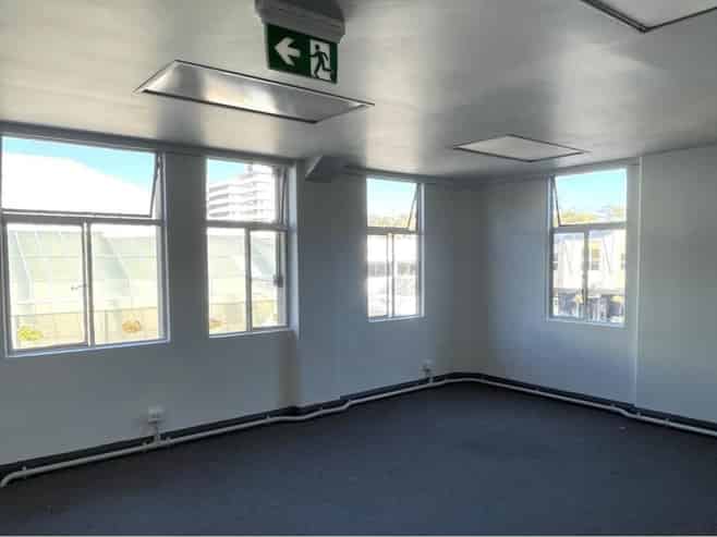 Office Space in Nelson's Prime Location!