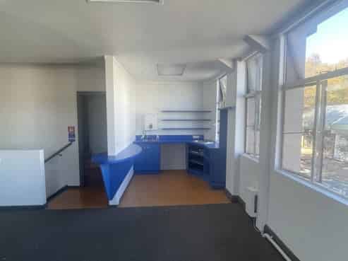 Office Space in Nelson's Prime Location!