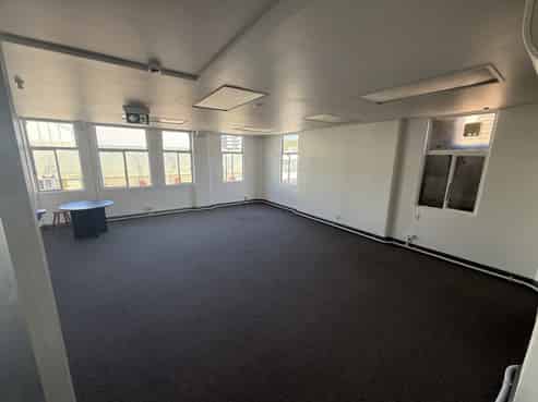 Office Space in Nelson's Prime Location!