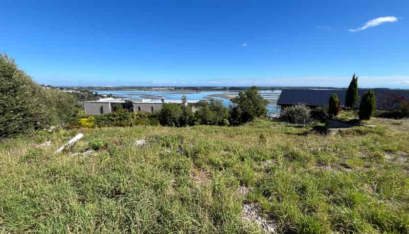 29 Balmoral Lane, Redcliffs