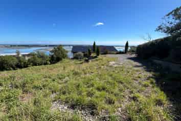 29 Balmoral Lane, Redcliffs