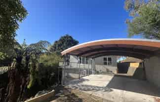 18 Great North Road, Saint Johns Hill