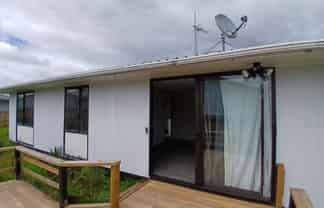 2/88 Parrs Cross , Henderson