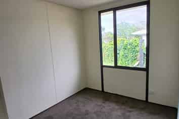 2/88 Parrs Cross , Henderson