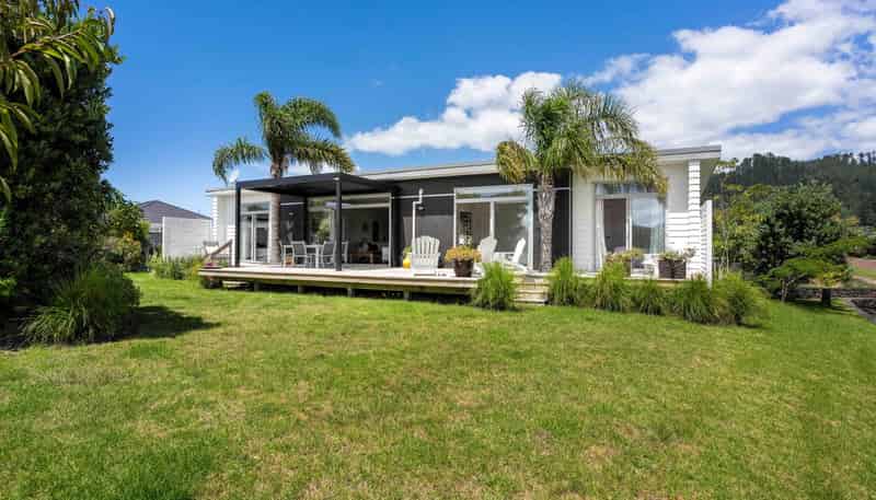 596 Waterways Parade, Pauanui