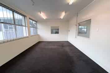 316m² Mt Roskill Warehouse 