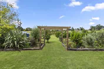 931 Limeworks Loop Road, Te Pahu