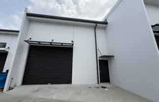 Tidy Industrial Unit Available