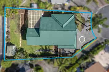 28 Tyburn Lane, Unsworth Heights