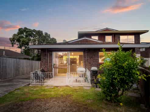29 Faith Bullock Place, New Lynn