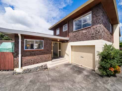 29 Faith Bullock Place, New Lynn