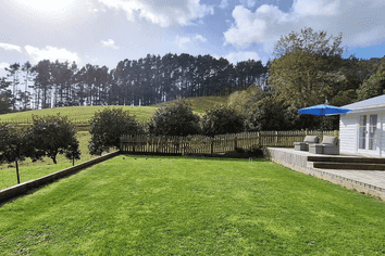 73 Grant Road, Waipu