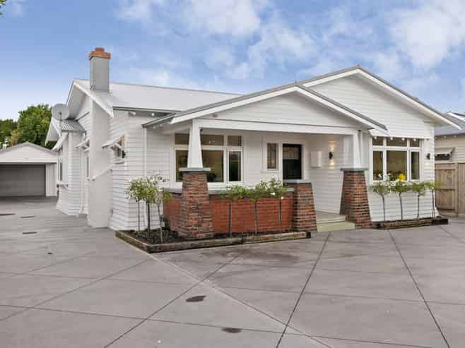 11 Miro Street, Takaro