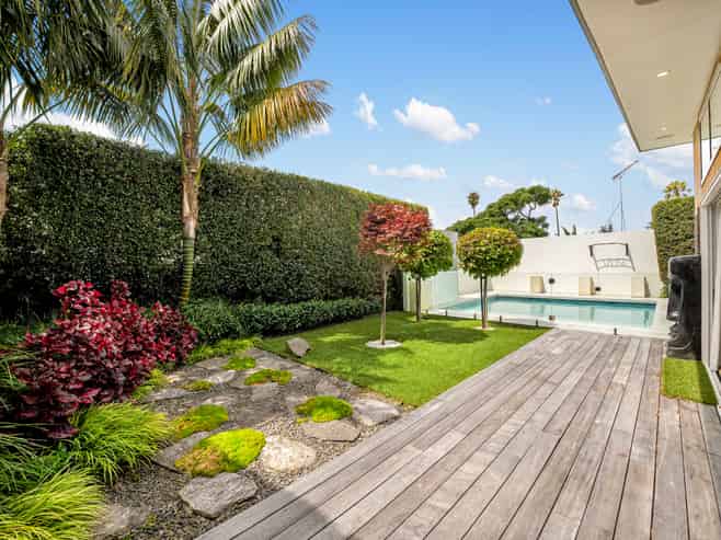 12 Tangaroa Street, Point England