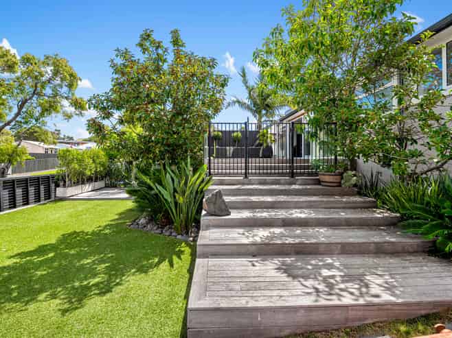 12 Tangaroa Street, Point England